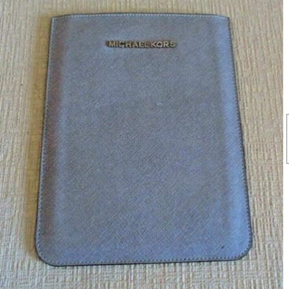 Michael Kors Tablet or E-Reader Sleeve NEW Silver